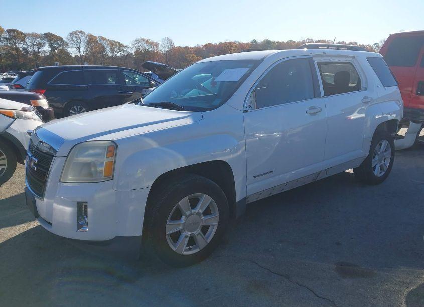 Photo 2 of 2013 Gmc Terrain SLE-2 (VIN 2GKFLSE37D6138961)