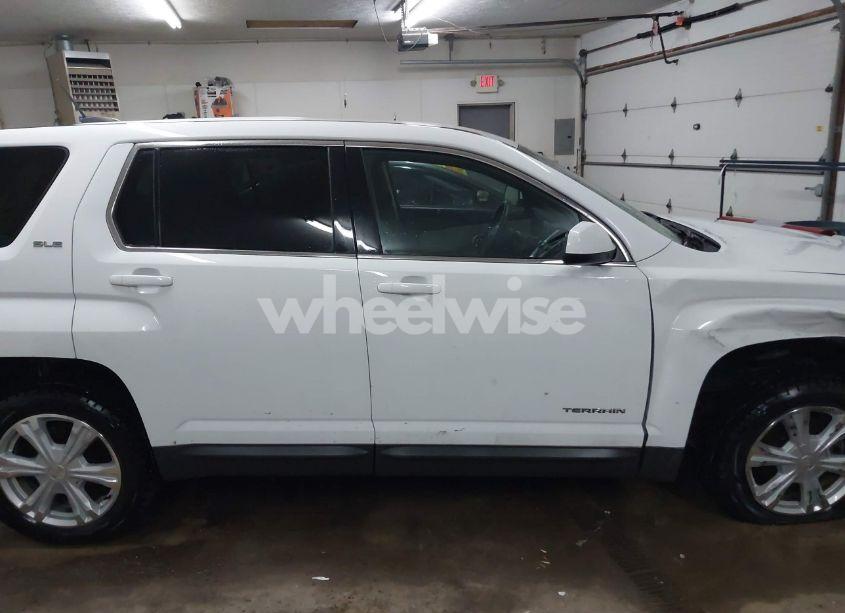 Photo 13 of 2017 Gmc Terrain SLE-1 (VIN 2GKFLSEK3H6256440)