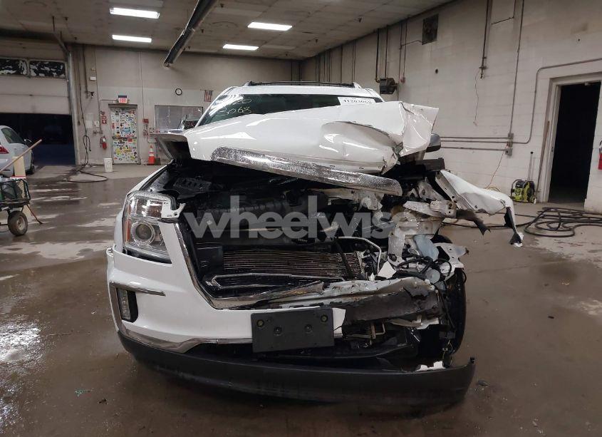 Photo 13 of 2017 Gmc Terrain SLE-2 (VIN 2GKFLTE37H6239882)