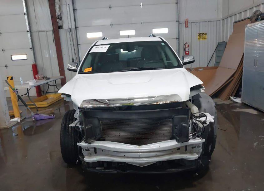 Photo 13 of 2017 Gmc Terrain SLT (VIN 2GKFLUE33H6172820)