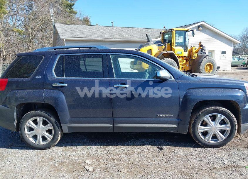 Photo 13 of 2017 Gmc Terrain SLT (VIN 2GKFLUE38H6270483)