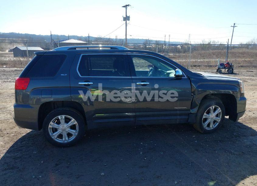 Photo 13 of 2017 Gmc Terrain SLT (VIN 2GKFLUE39H6207621)