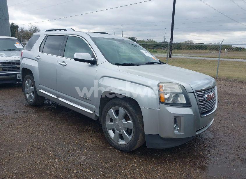 2015 Gmc Terrain DENALI (VIN 2GKFLUE3XF6176988) main photo