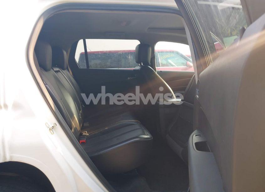 Photo 8 of 2017 Gmc Terrain SLT (VIN 2GKFLUEKXH6116753)