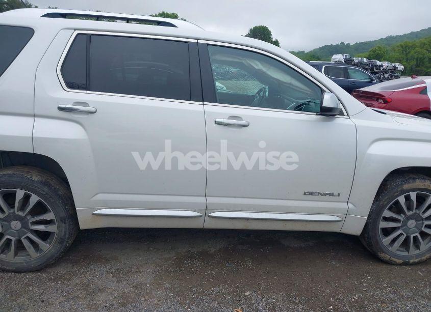 Photo 14 of 2016 Gmc Terrain DENALI (VIN 2GKFLVE30G6290716)