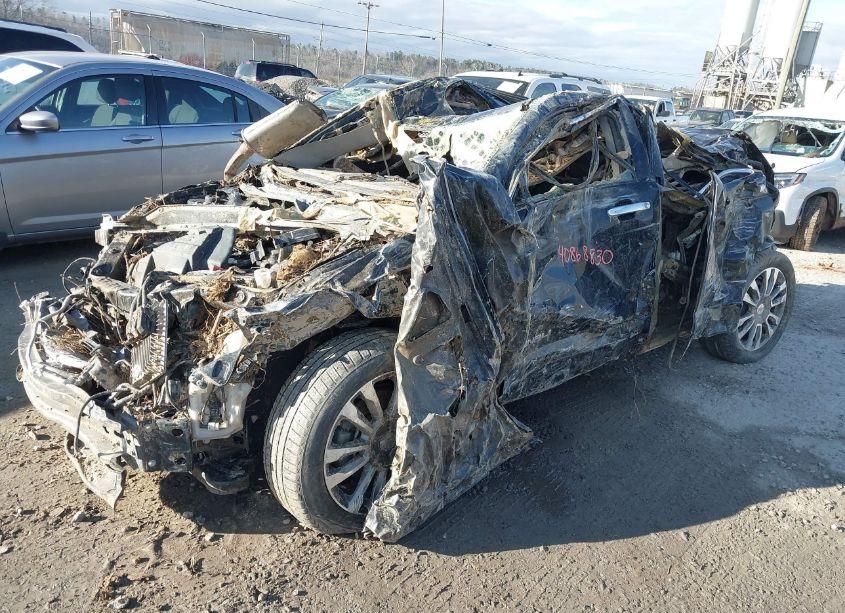 Photo 2 of 2017 Gmc Terrain DENALI (VIN 2GKFLVE32H6173186)