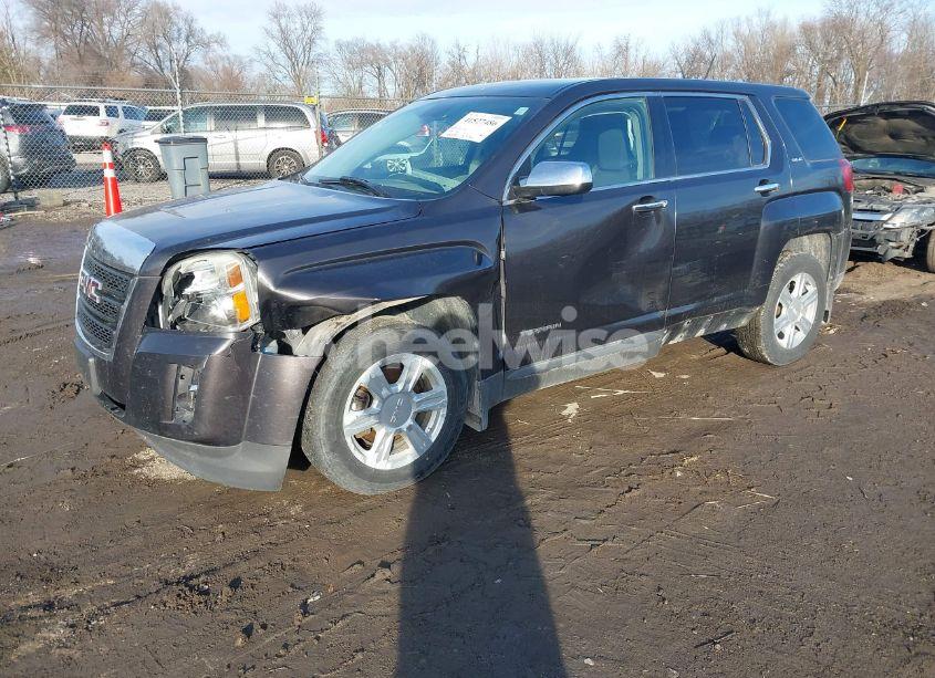 Photo 2 of 2014 Gmc Terrain SLE-1 (VIN 2GKFLVEK0E6380761)