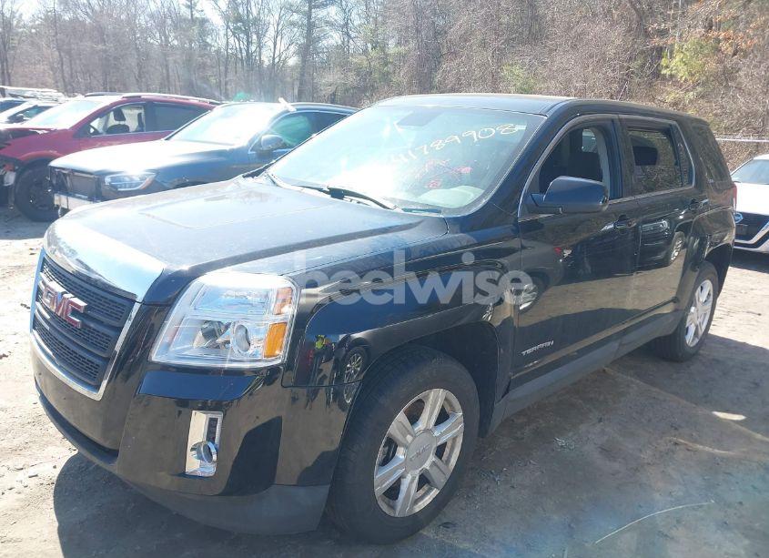 Photo 2 of 2015 Gmc Terrain SLE-1 (VIN 2GKFLVEK0F6182358)