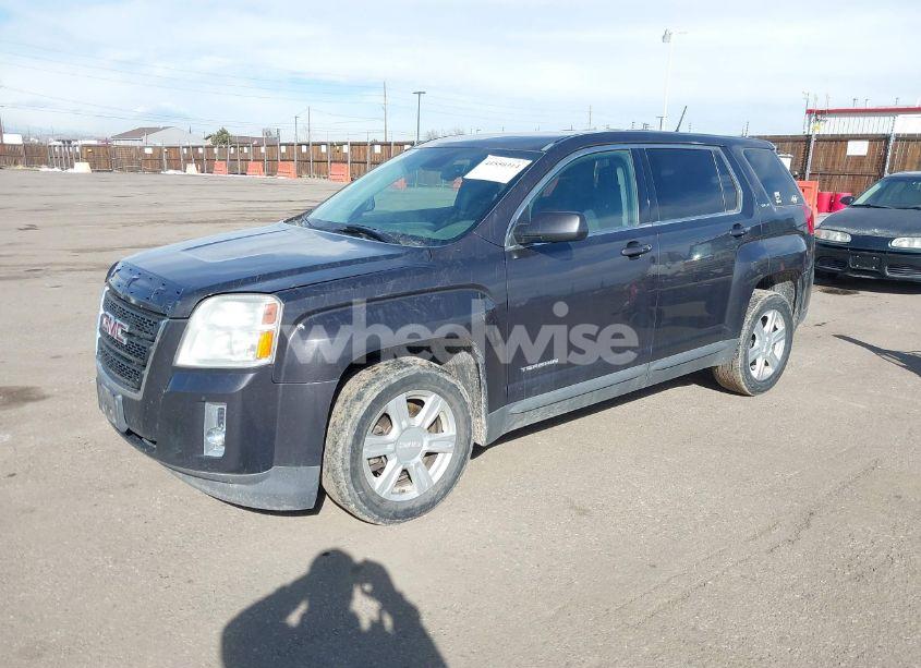 Photo 2 of 2014 Gmc Terrain SLE-1 (VIN 2GKFLVEK1E6140473)