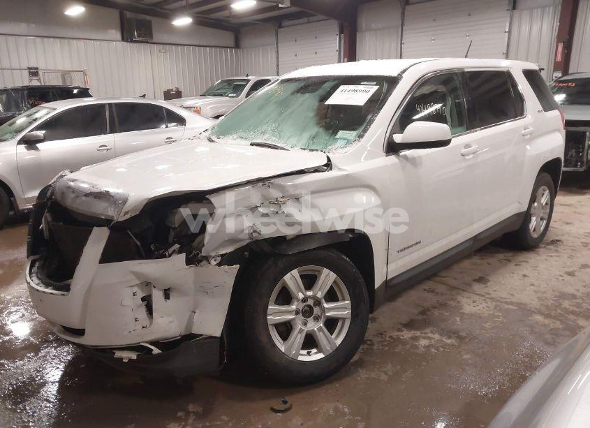 Photo 2 of 2015 Gmc Terrain SLE-1 (VIN 2GKFLVEK1F6172910)