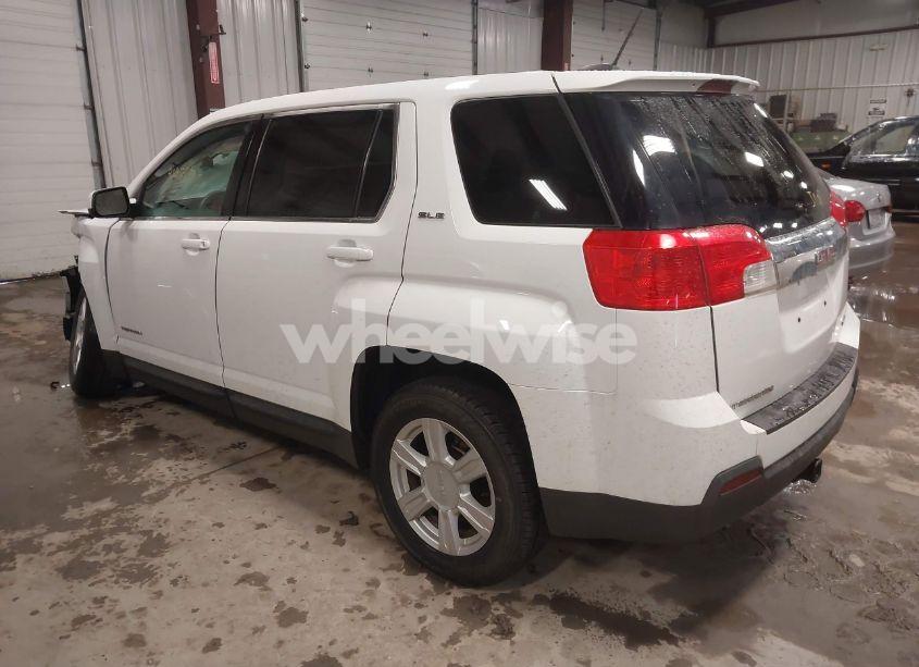 Photo 3 of 2015 Gmc Terrain SLE-1 (VIN 2GKFLVEK1F6172910)