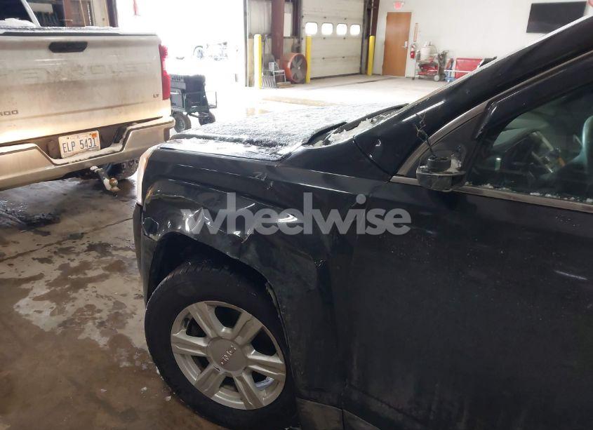 Photo 6 of 2015 Gmc Terrain SLE-1 (VIN 2GKFLVEK2F6145778)