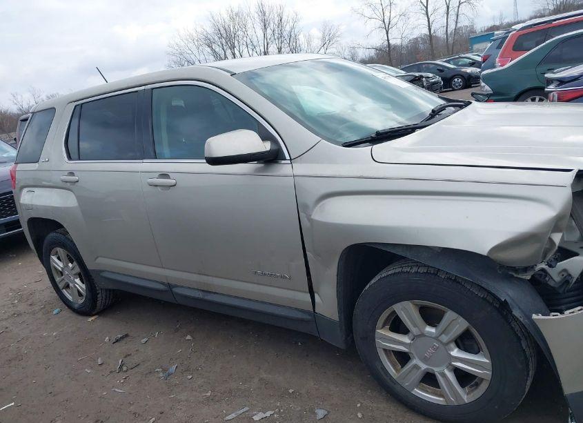 Photo 13 of 2015 Gmc Terrain SLE-1 (VIN 2GKFLVEK6F6176449)