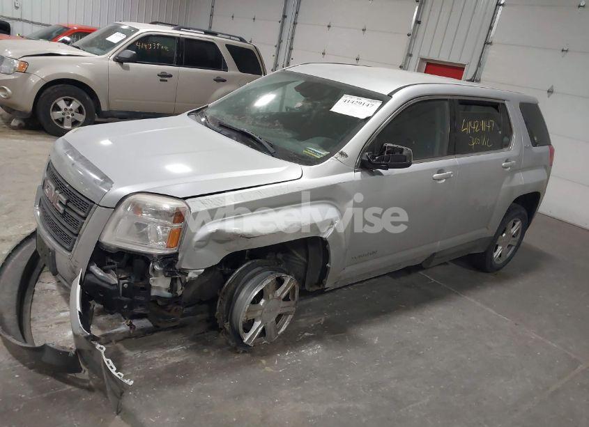 Photo 2 of 2014 Gmc Terrain SLE-1 (VIN 2GKFLVEK8E6101024)