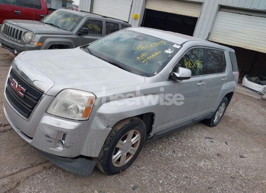 Photo 2 of 2014 Gmc Terrain SLE-1 (VIN 2GKFLVEK8E6369801)