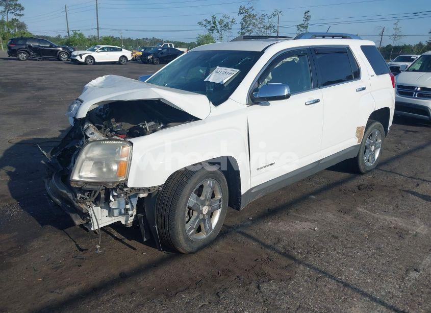 Photo 2 of 2013 Gmc Terrain SLT-2 (VIN 2GKFLWE37D6285935)
