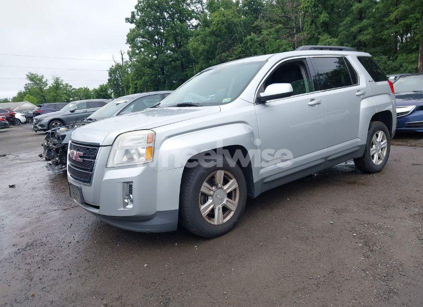 Photo 2 of 2015 Gmc Terrain SLE-2 (VIN 2GKFLWE39F6429634)