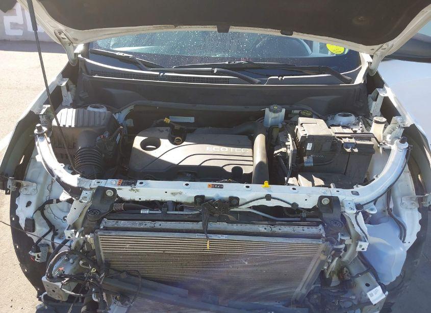 Photo 10 of 2019 Chevrolet Equinox 2LT AWD (VIN 2GN8XHEV9K6209404)