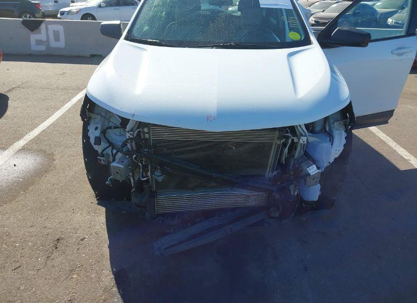 Photo 6 of 2019 Chevrolet Equinox 2LT AWD (VIN 2GN8XHEV9K6209404)