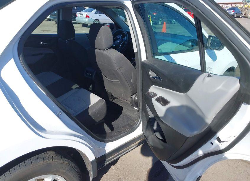 Photo 8 of 2019 Chevrolet Equinox 2LT AWD (VIN 2GN8XHEV9K6209404)