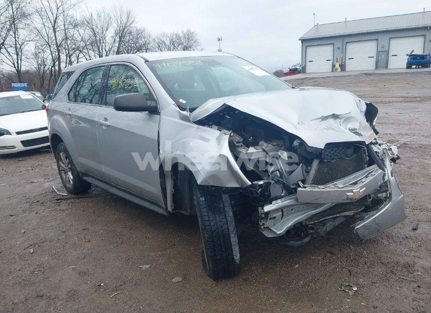 2014 Chevrolet Equinox LS (VIN 2GNALAEK0E1121335) main photo