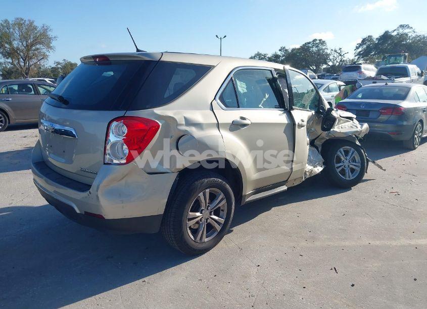 Photo 4 of 2014 Chevrolet Equinox LS (VIN 2GNALAEK0E1134358)