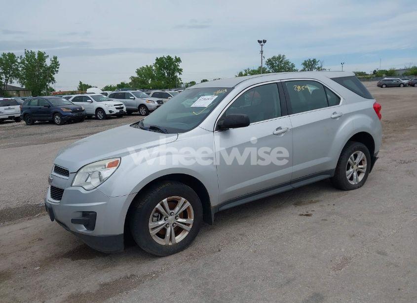 Photo 2 of 2014 Chevrolet Equinox LS (VIN 2GNALAEK0E6100553)
