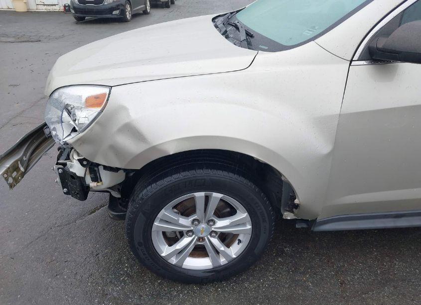 Photo 17 of 2014 Chevrolet Equinox LS (VIN 2GNALAEK0E6155598)