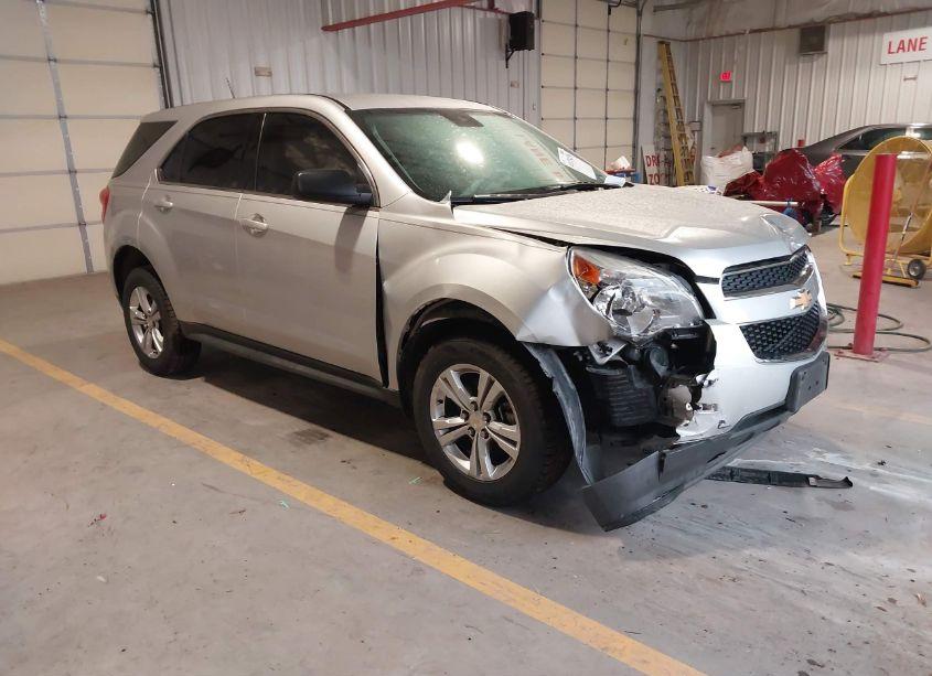 2015 Chevrolet Equinox LS (VIN 2GNALAEK0F1143451) main photo