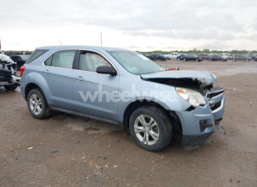 2015 Chevrolet Equinox LS (VIN 2GNALAEK0F6101378) main photo