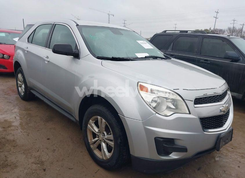 2015 Chevrolet Equinox LS (VIN 2GNALAEK0F6208009) main photo
