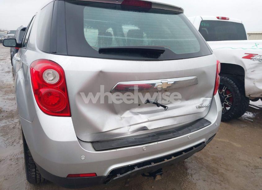 Photo 6 of 2015 Chevrolet Equinox LS (VIN 2GNALAEK0F6208009)