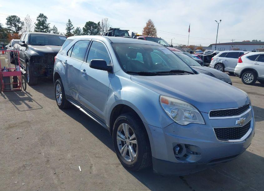 2015 Chevrolet Equinox LS (VIN 2GNALAEK0F6247120) main photo