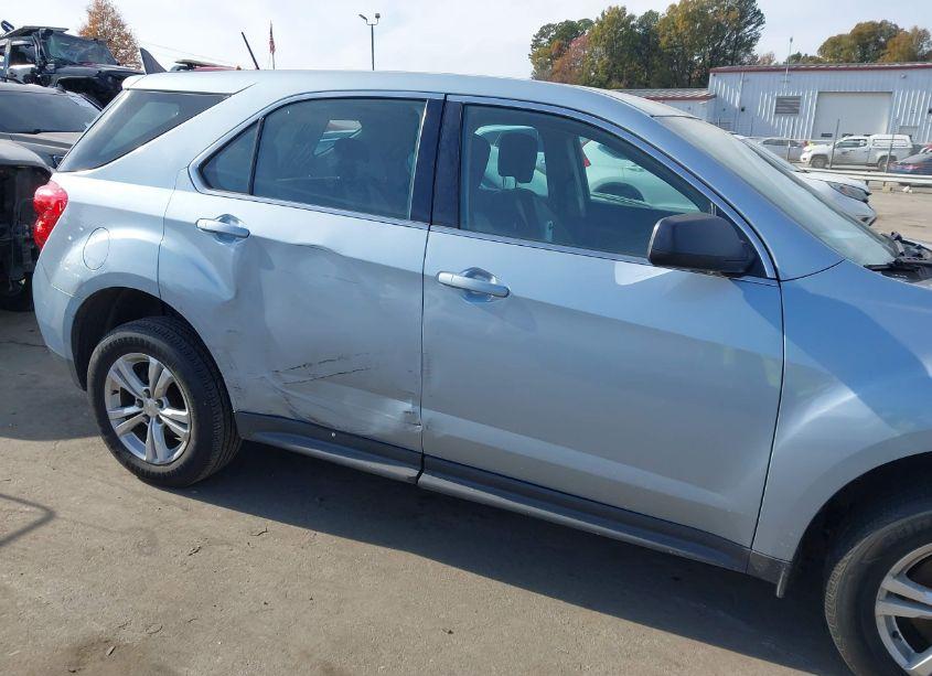 Photo 13 of 2015 Chevrolet Equinox LS (VIN 2GNALAEK0F6247120)