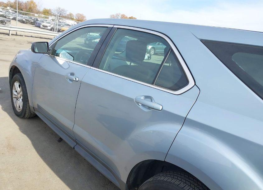 Photo 14 of 2015 Chevrolet Equinox LS (VIN 2GNALAEK0F6247120)