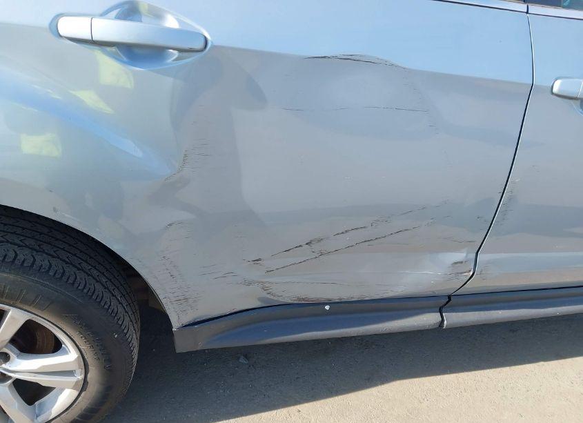 Photo 6 of 2015 Chevrolet Equinox LS (VIN 2GNALAEK0F6247120)