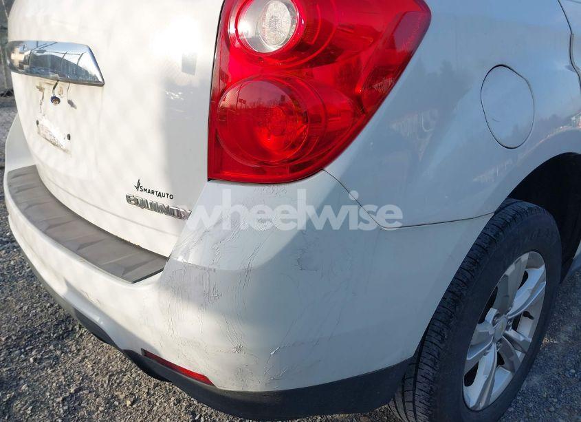 Photo 12 of 2015 Chevrolet Equinox LS (VIN 2GNALAEK0F6260143)