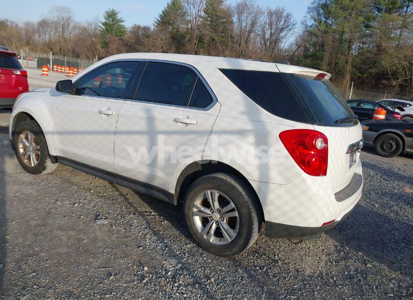 Photo 3 of 2015 Chevrolet Equinox LS (VIN 2GNALAEK0F6260143)