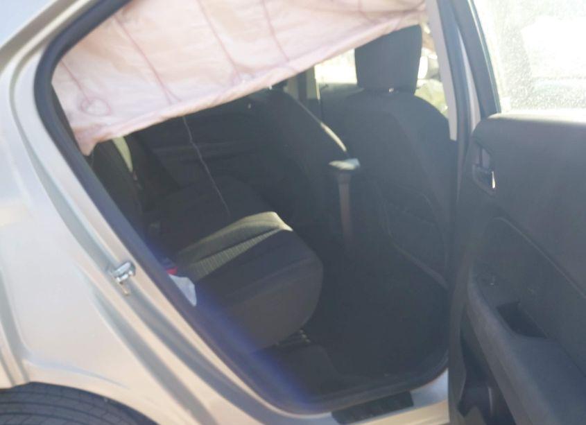 Photo 8 of 2014 Chevrolet Equinox LS (VIN 2GNALAEK1E6203092)