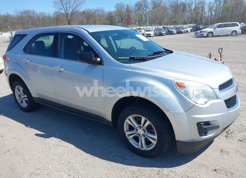 2014 Chevrolet Equinox LS (VIN 2GNALAEK1E6221737) main photo