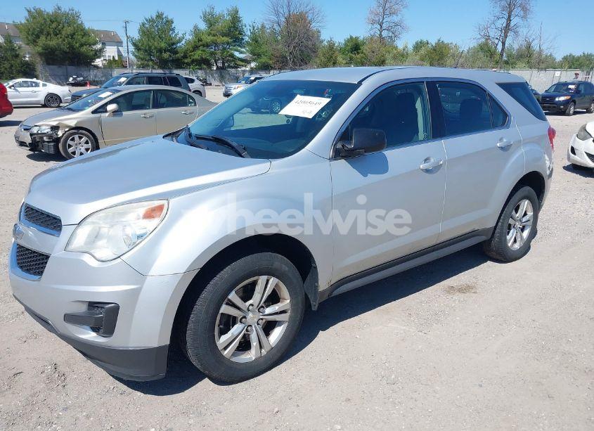 Photo 2 of 2014 Chevrolet Equinox LS (VIN 2GNALAEK1E6221737)