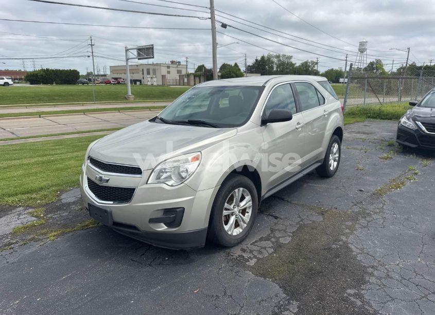 Photo 2 of 2014 Chevrolet Equinox LS (VIN 2GNALAEK1E6360024)