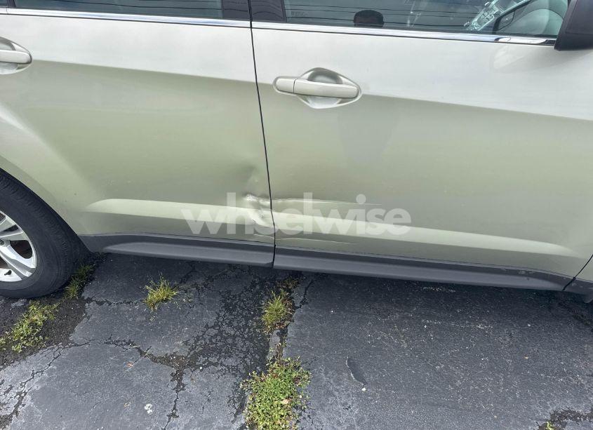 Photo 6 of 2014 Chevrolet Equinox LS (VIN 2GNALAEK1E6360024)