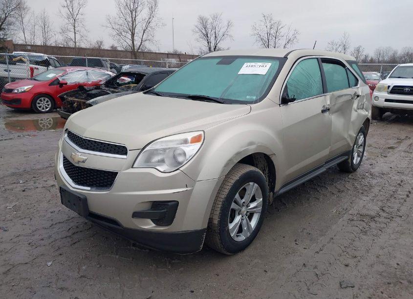 Photo 2 of 2015 Chevrolet Equinox LS (VIN 2GNALAEK1F1100835)