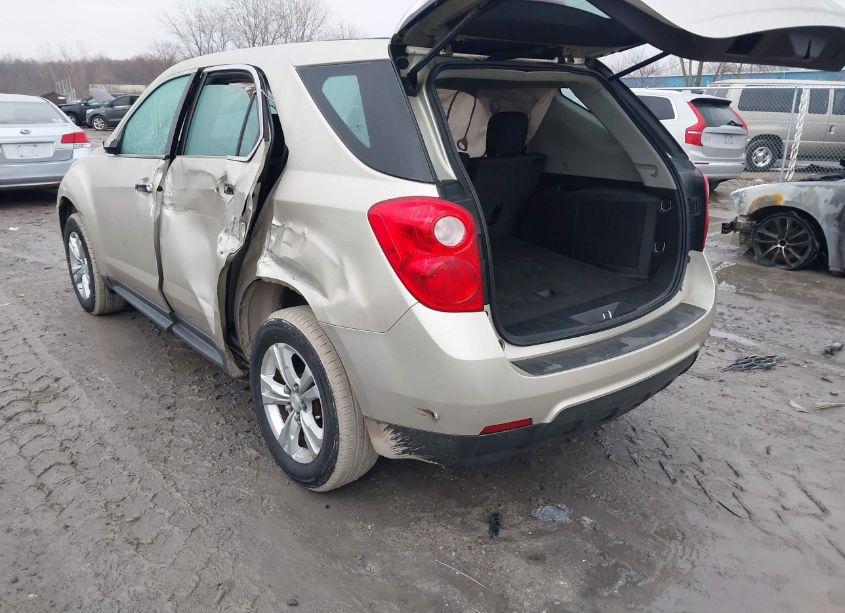 Photo 3 of 2015 Chevrolet Equinox LS (VIN 2GNALAEK1F1100835)