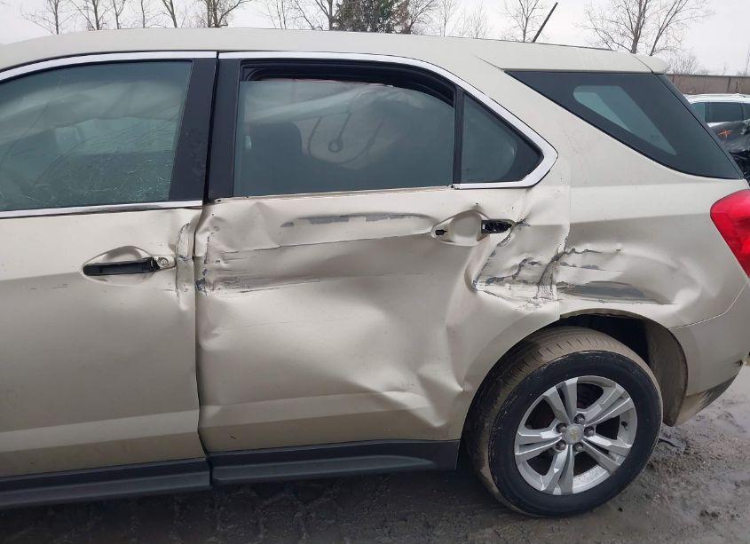 Photo 6 of 2015 Chevrolet Equinox LS (VIN 2GNALAEK1F1100835)