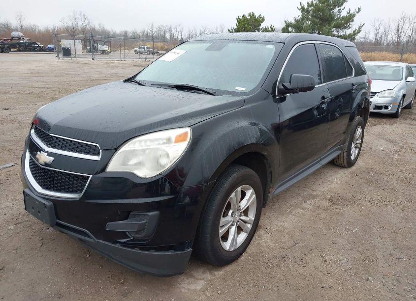 Photo 2 of 2015 Chevrolet Equinox LS (VIN 2GNALAEK1F1128229)