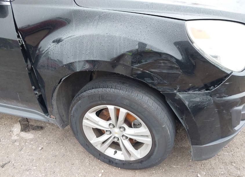 Photo 6 of 2015 Chevrolet Equinox LS (VIN 2GNALAEK1F1128229)