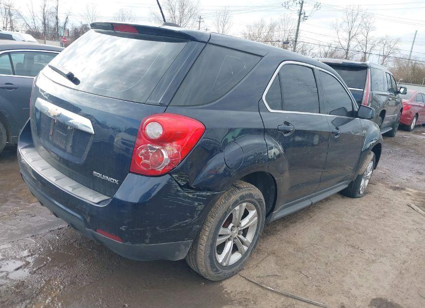 Photo 4 of 2015 Chevrolet Equinox LS (VIN 2GNALAEK1F1145497)