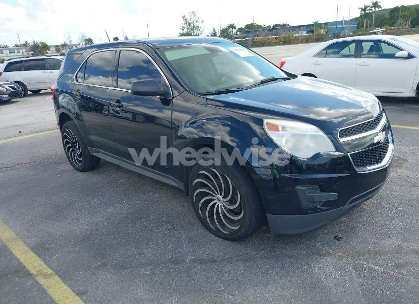 2015 Chevrolet Equinox LS (VIN 2GNALAEK1F1158363) main photo